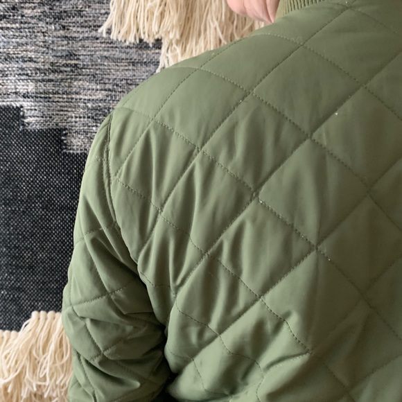 Last Chance! Olive Green Bomber Jacket - Picture 4 of 8